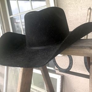 Black felt 2x Twister Cowboy Hat